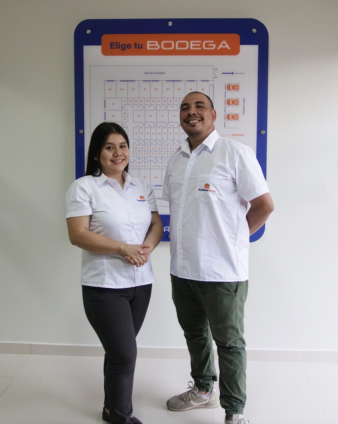 Bodegas y personal de Guardatodo